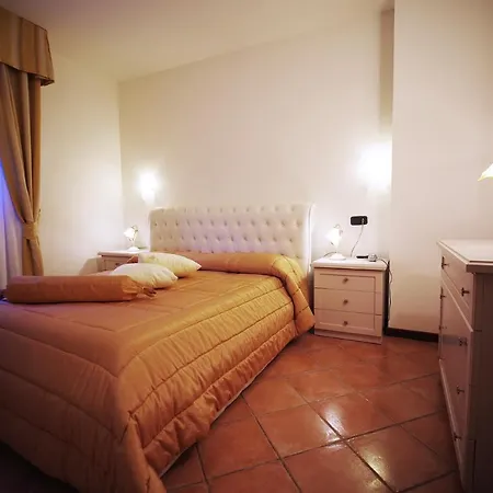 Hotel Ristorante Al Brunello Di Montalcino Extérieur photo
