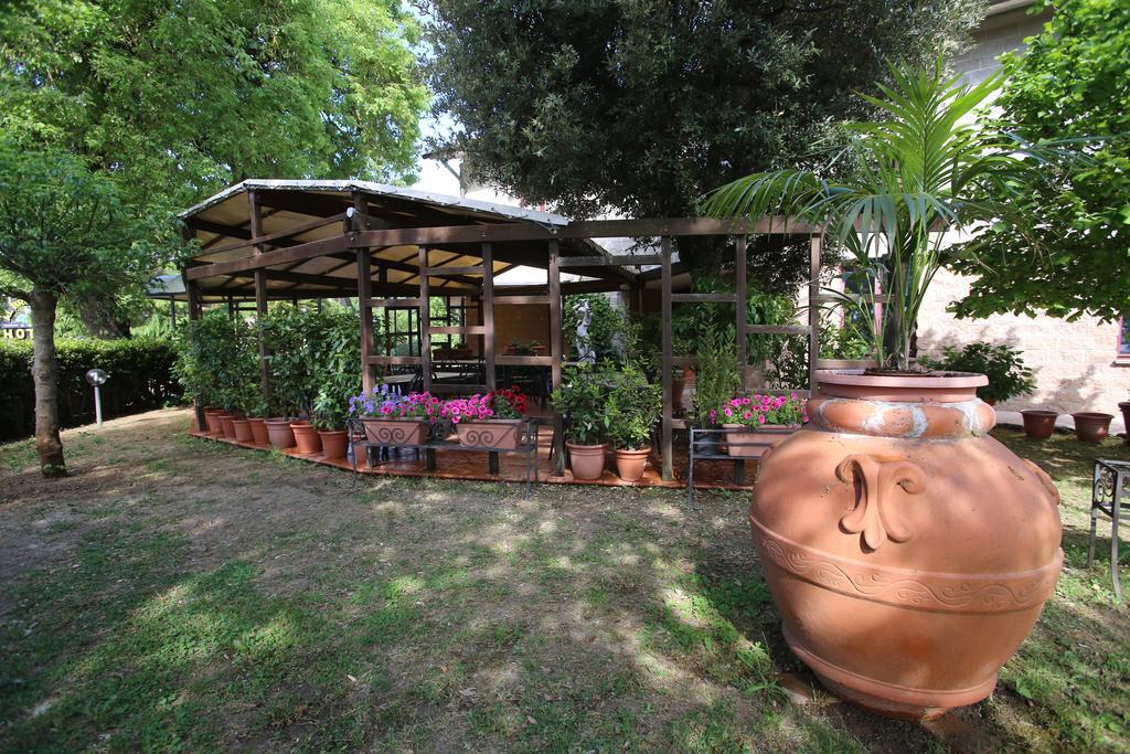 Hotel Ristorante Al Brunello Di 3*